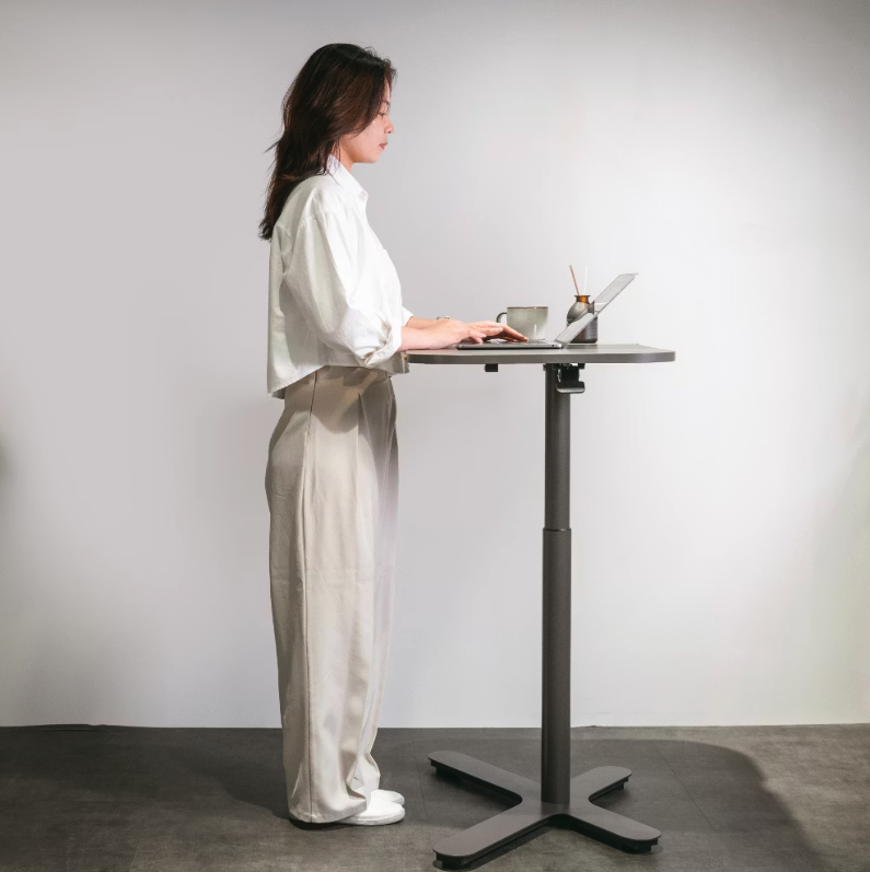 Roundy Desk 圓氣桌